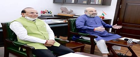 Amit Shah Distributes Electric Potter Wheels To Potters In Gandhinagar