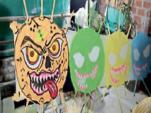 भेष बदल कर आया रावण, सांस सांस को तरसे जन जन