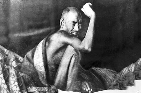 The Spiritual Masters : Shri Gajanan Maharaj