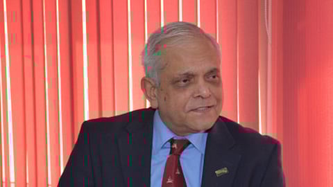 एसजीपीजीआई लखनऊ के न्यूरोलॉजी विभाग के पूर्व एचओडी प्रो० यू के मिसरा अब अपोलो हॉस्पिटल लखनऊ का हिस्सा