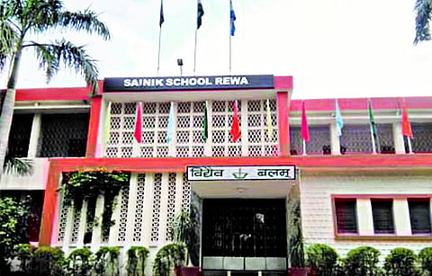 194 Schools Register Till Now For Affiliation With Sainik School Society