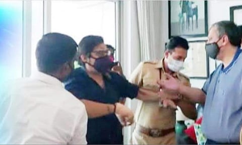 Yogi Adityanath Slams Congress Over Arrest Of Arnab Goswami