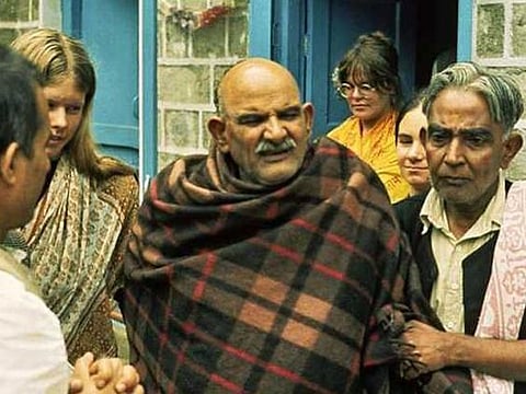 नीब करोली बाबा की अनंत कथाएँ : अशरण के शरण