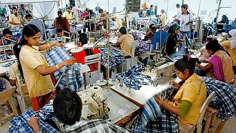 150-Plus Entrepreneurs Show Interest In Investing In Gorakhpur's Readymade Garment Park, Says UP Government