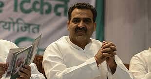 Union Minister Sanjeev Balyan, UP Minister Suresh Raina Booed At Shamli