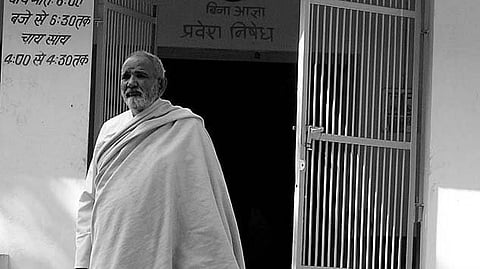 Youngest Son Of Neeb Karoli Baba, Dharm Narayan Passes Away