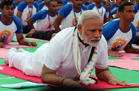 पंडित नेहरू का भी था योग से गहरा नाता पर मोदी ने बनाया वैश्विक ब्रांड