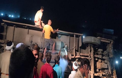 Seventeen Killed In Kanpur As Passenger Bus And Loader Collide