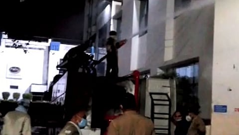 Ammonia Gas leak In Ghaziabad Milk Plant, Firemen Rescue Trapped Workers