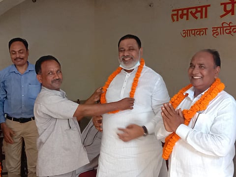 सैकडों पूर्व बसपा समर्थकों ने ली आजमगढ में आर.पी.आई अठावले की सदस्यता