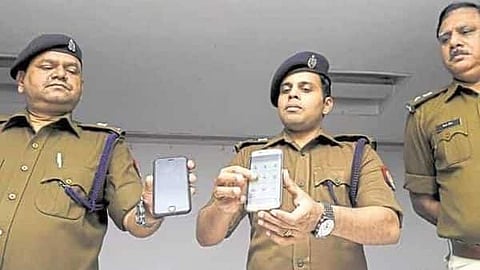 Now Agra Police Will Track Whereabout Of A Criminal Through A Simple Mobile App