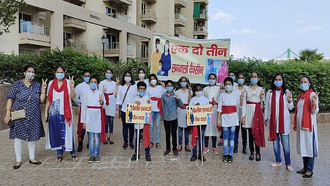 Kids In Noida Creating Vaccination Awareness Among Guards, House Helps Through Street Plays