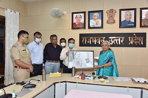 राज्यपाल के समक्ष लखनऊ विश्वविद्यालय का नैक मूल्यांकन हेतु प्रस्तुतीकरण