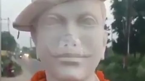 Miscreants Damage Statue Of Bhagat Singh On Independence Day In Saharanpur
