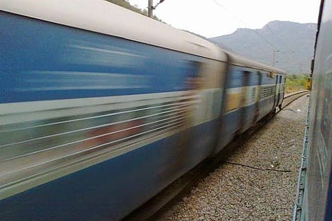 Train Runs Over Three In Chitrakoot