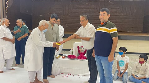 A Unique And Inspiring Tribute That Redefined True Friendship