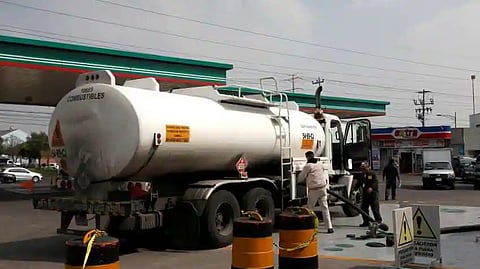 Black Marketing Of Diesel At BJP Leaders Hotel In Etawah, 17 Arrested