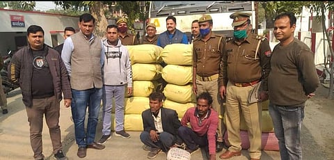 मैनपुरी पुलिस ने तस्करी कर लाया गया 40 लाख का गांजा किया बरामद