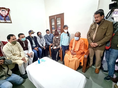 Yogi Adityanath Visits Residence Of Wing Commander Prithvi Singh Chauhan In Agra
