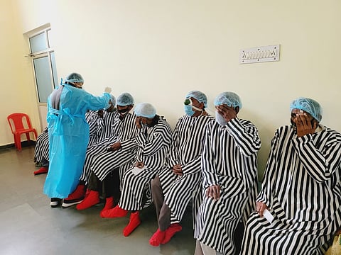 श्री राम वन कुटीर हड़ियाकोल जंगल, बाराबंकी में निःशुल्क आपरेशन शिविर में 1000 का सफल मोतियाबिंद ऑपरेशन