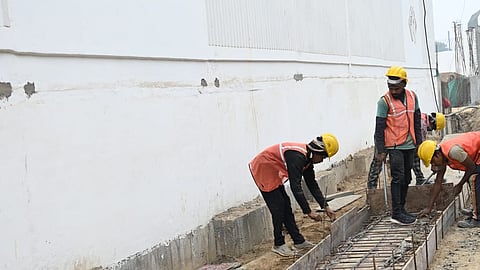 Beautification Work By UP Metro Rail Corporation Underway In Agra