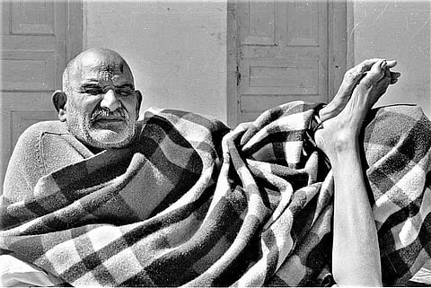 नीब करौरी बाबा की अनंत कथाएँ: महाराज जी में भेद दृष्टि थी नहीं