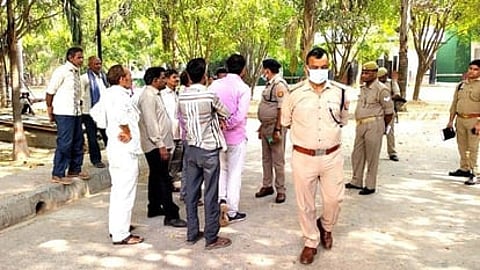 Police Constable Shoots Self In Etawah