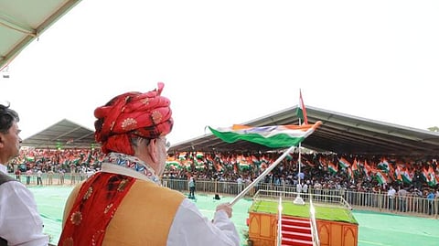 India Creates World Record By Waving 78,220 Tricolors Simultaneously