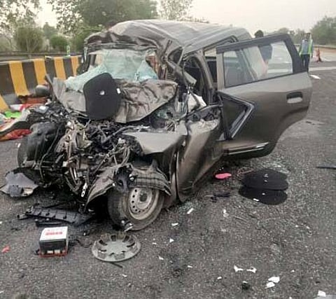 Seven Headed For A Wedding In Noida Killed In Early Morning Road Mishap On Yamuna Expressway In Mathura