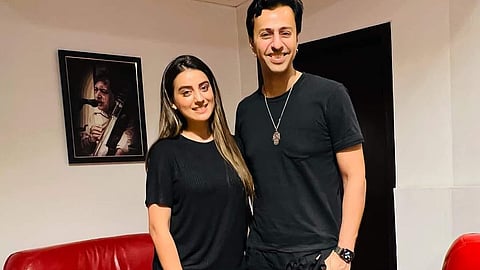 अब सलीम मर्चेंट के साथ नज़र आएंगी भोजपुरी सेंसेशन अक्षरा सिंह, फ़ोटो हो रहा वायरल