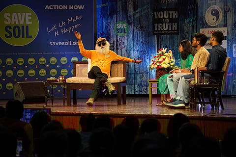 Sadhguru Appeals To IIT Kanpur Students To Stand Up For Soil