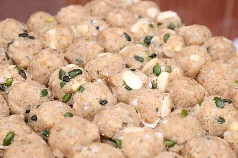 Good Reads: Chandausi Junction-Wapsi