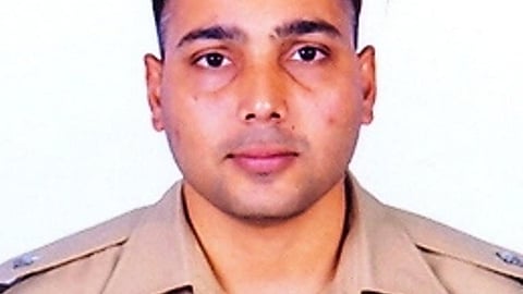 AMU Appoints IPS Officer Mohd Imran As New Registrar