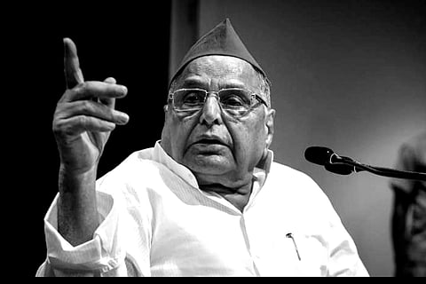 Mulayam Singh Yadav Breathes His Last At Medanta Hospital