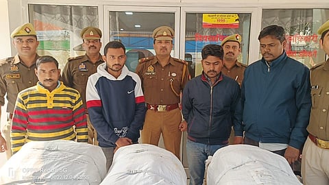 Four Inter-state Smugglers Caught With Sandalwood Worth Rs 20 Lakh In Kannauj