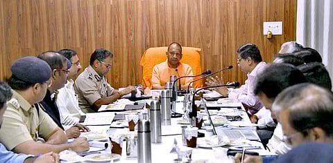 Presentation Of Rs 612.27 Crore Beautification Project Of Gorakhpur Railway Station Made Before Yogi Adityanath
