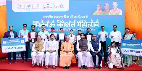 मुख्यमंत्री योगी आदित्यनाथ ने लखनऊ कौशल महोत्सव के समापन कार्यक्रम को सम्बोधित किया