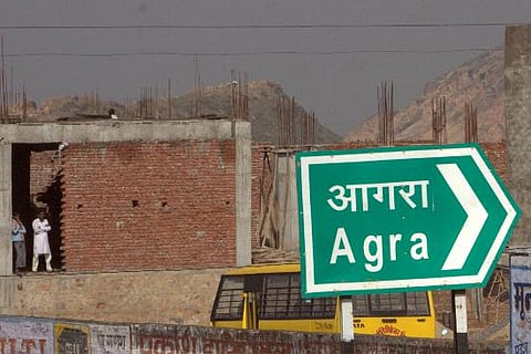 As Agra Readies For Civic Polls, Pedestrians Press For A Solution To Road Chaos