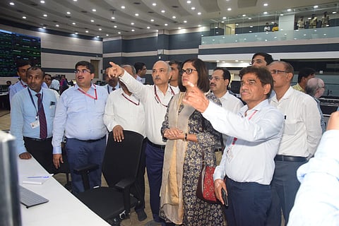 Railway Board Member Jaya Verma Sinha Reaches Prayagraj, Calls For No Delay In Projects Related To Mahakumbh