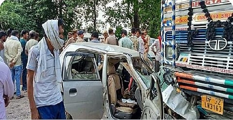 Five Killed In Fatehpur As Uncontrolled, Speeding Truck Rams Into Alto