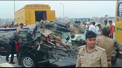 Six Killed On Delhi-Meerut Expressway In Ghaziabad As School Bus Driving On Wrong Side Rams Into Car, Two Critical