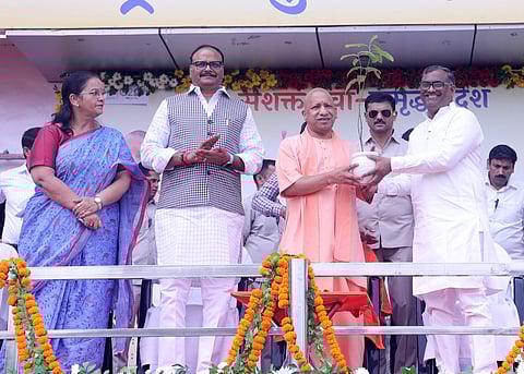 नशा, नाश का कारण : सीएम योगी, यूपी में हुआ नशा मुक्त प्रदेश-सशक्त प्रदेश' अभियान का शुभारंभ