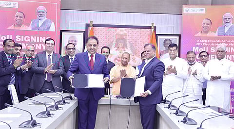 Ashok Leyland To Set Up Electric Bus Manufacturing Unit In UP, MoU Inked