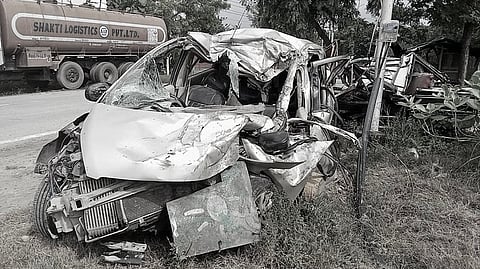 Eight From Pilibhit Killed In A Road Mishap In Varanasi
