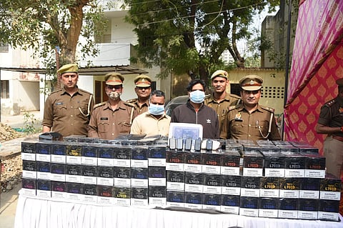 International Smuggling Racket Busted In Noida, e-Cigarettes Worth 45 Lakhs Recovered