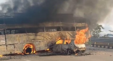 Four Burnt Alive As Bus-Car Collide On Yamuna Expressway In Mathura