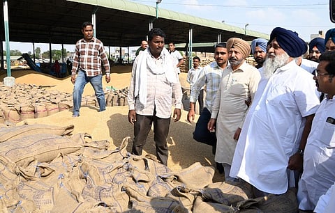 SAD And Congress Cornering The AAP Govt On Farmers’ Issues