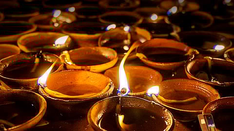 दीपोत्सव 2024: 1100 वेदाचार्यों के साथ सरयू आरती और अंतरराष्ट्रीय कलाकारों का रामलीला मंचन, बनेंगे नए रिकॉर्ड