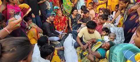 आर्यन की हत्या या हादसा: पिता ने कहा इंसाफ नहीं मिला, बहन ने हत्या का आरोप लगाया, गांव में सुरक्षा के लिए तैनात पुलिस