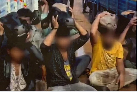 Sri Rama Sene members make cattle meat transporters chant ‘Jai Sri Ram’ while holding the severed cattle heads on their heads.